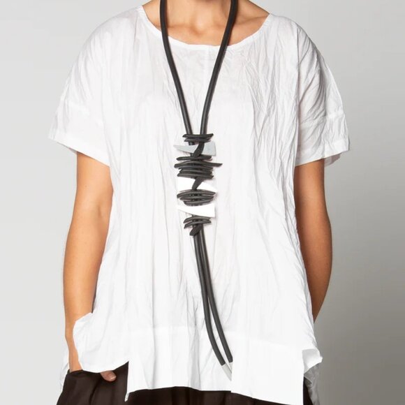 KALIYANA LOTTA TOP in WHITE CARNABY - M/L - BNWT - Picture 2 of 4